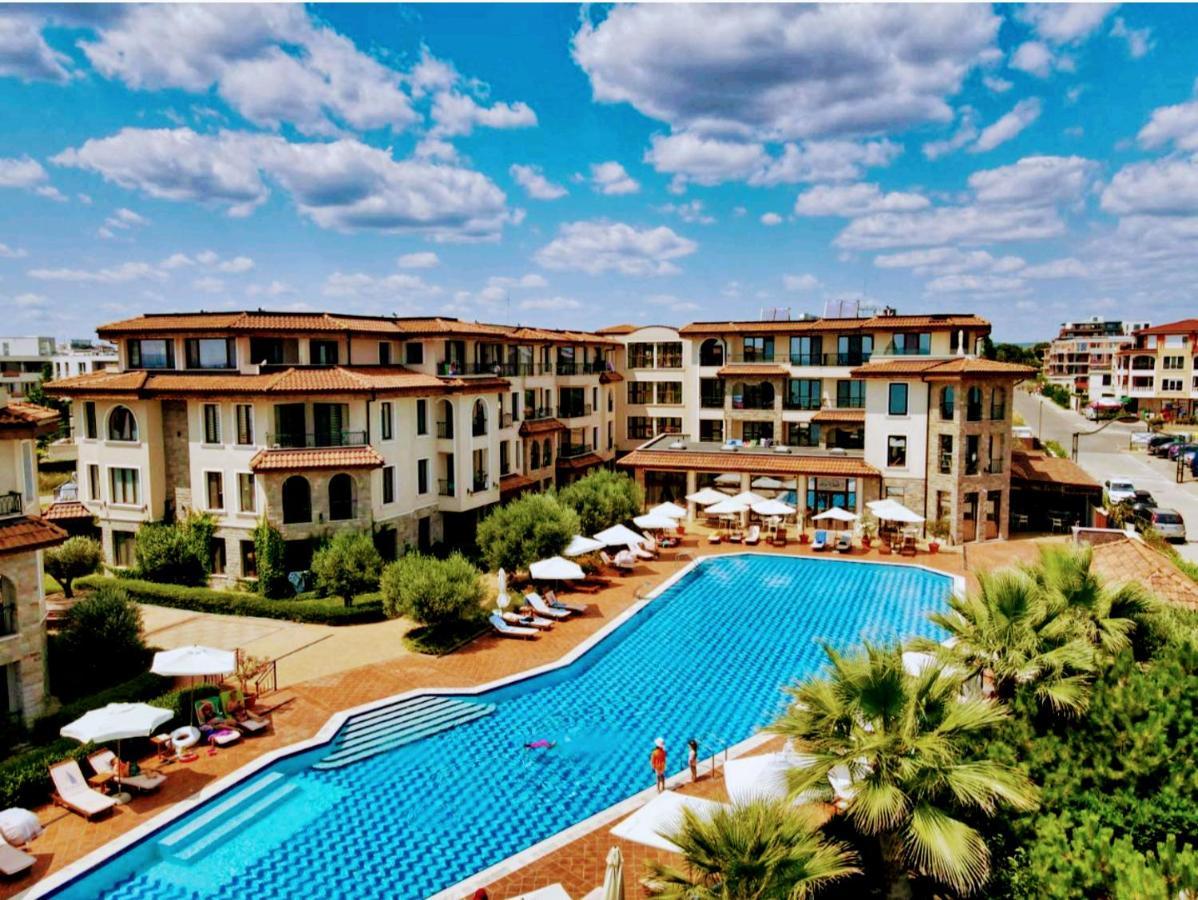 Apartment Melody Burgas Luaran gambar